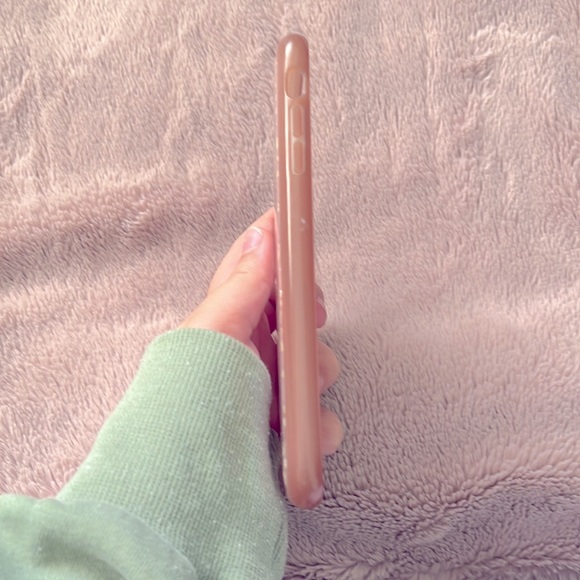 Pink, iPhone eight/8 plus phone case. Durable. One inch above screen, not crack. - Picture 5 of 8